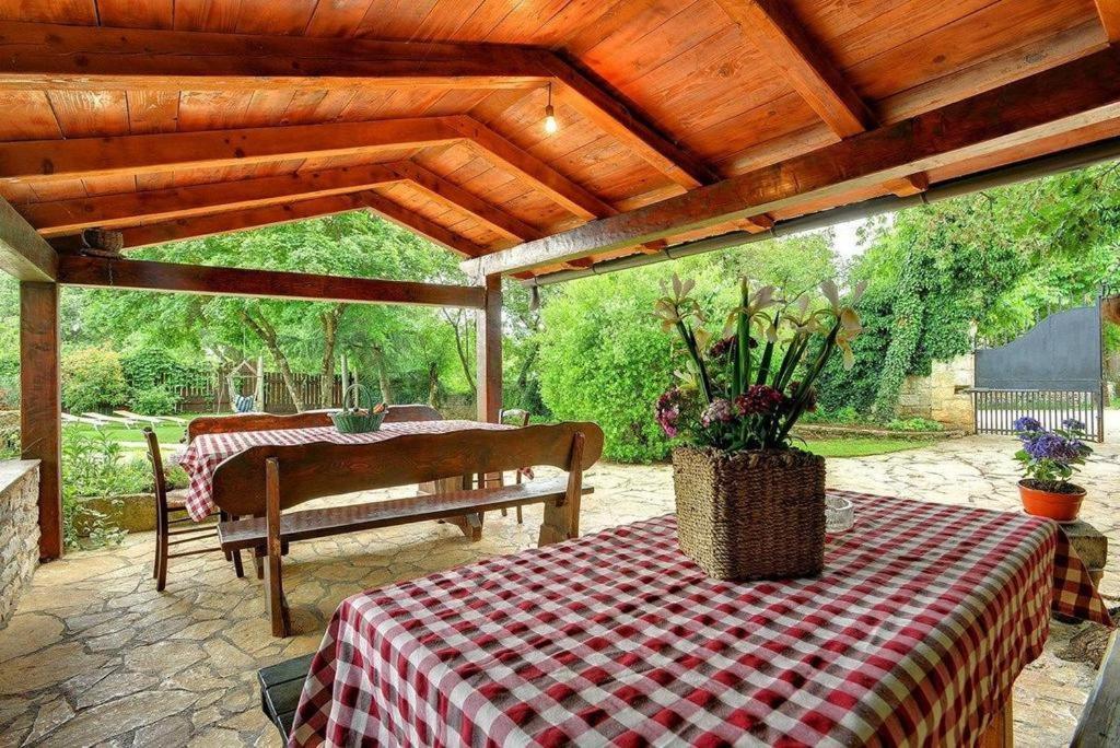 Casa Karnevali Villa Žminj Buitenkant foto